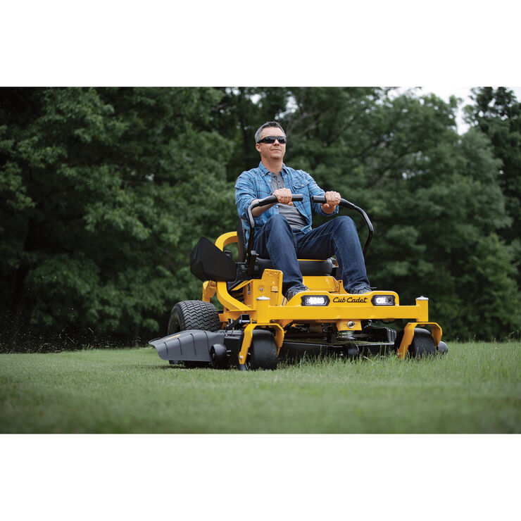 Cub-Cadet_ZT150_10